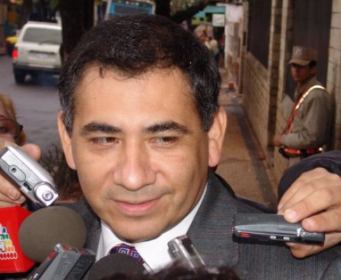 Juez Digno Fleitas luego de constituirse en el domicilio de Montanaro
