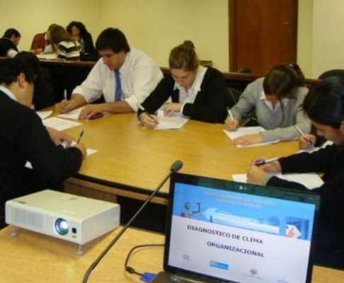 Plan de fortalecimiento de Recursos Humanos