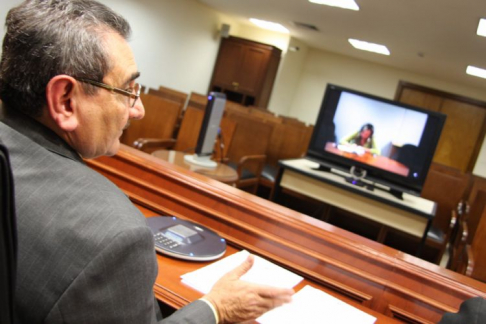 El presidente de la Corte doctor Antonio Fretes durante la videoconferencia