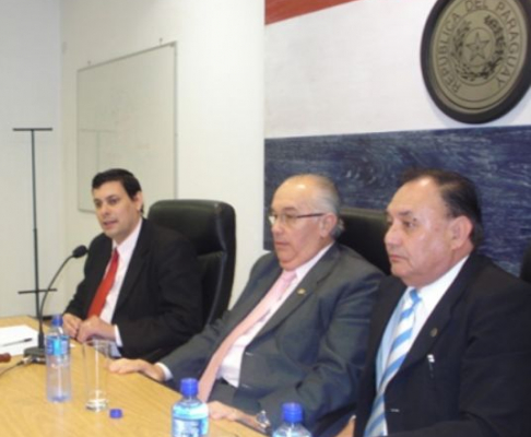Se habilitó la Ecsuela Judicial en presencia del doctor Miguel Oscar Bajac 