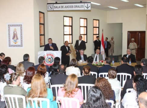 Una vez culminada la audiencia, los ministros tomaron audiencias privadas a los interesados