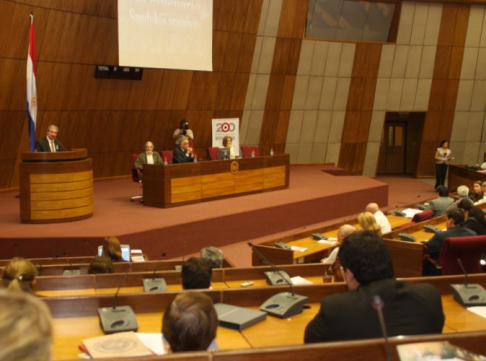 Reunión de la Comisión Bicentenario