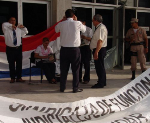 Reinician huelga en el Poder Judicial