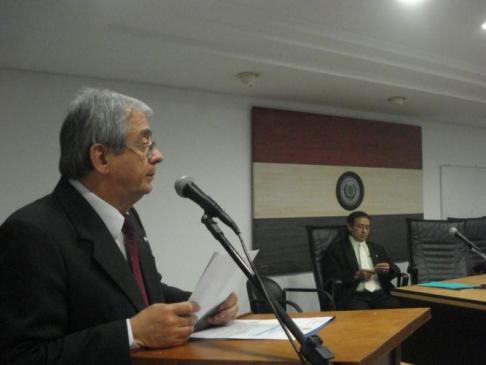 El ministro Torres durante su discurso