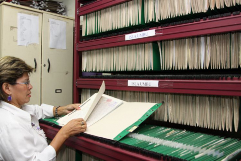 Las reformas en la Dirección General de Registros Públicos para el 2010, tienen como objetivo agilizar los trámites para el público y mejorar las condiciones laborales de los funcionarios.