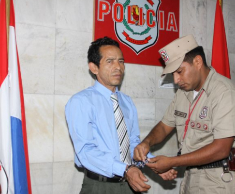 Eladio Paéz en la guardia del Poder Judicial.