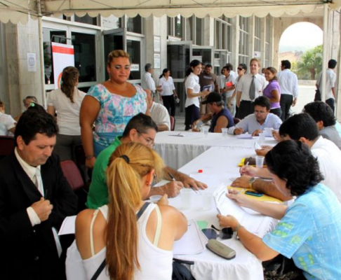 El sondeo opinión se realizará hasta el viernes en Asunción.