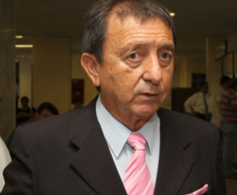 Abogado Enrique Kronaweter destacó la importancia de la encuesta