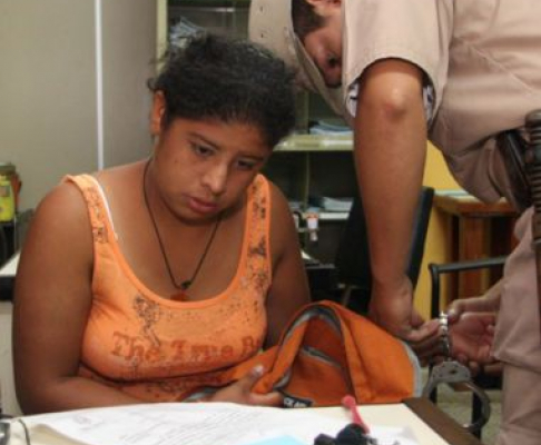Emilia Benítez sera derivada a la cárcel de mujeres por disposición del juez Hugo Sosa Pasmor   