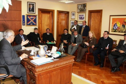 Ministro Miguel Oscar Bajac se reunió con distintos gremios del sistema de justicia