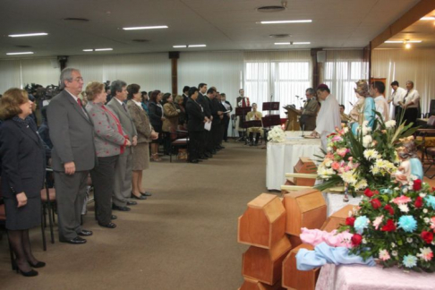 Hoy dia de la Virgen Maria Auxiliadora patrona del Poder Judicial, se realizó una misa en el salón auditorio del Palacio de Justicia de Asunción