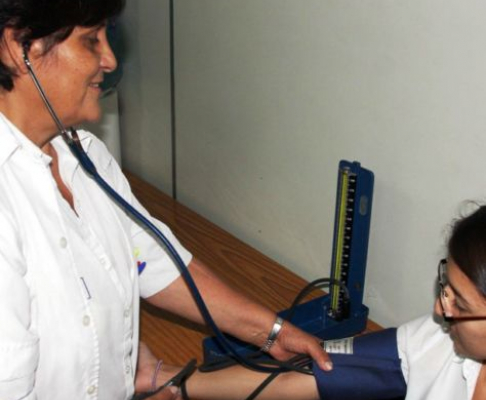La “2ª Jornada de Evaluación del Estado Nutricional” tiene como objetivo informar a los funcionarios sobre los mecanismos de prevención de enfermedades como la hipertensión y otras que derivan de la mala alimentación.