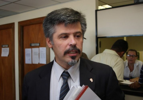 Arnaldo Giuzzio, agente fiscal que tiene a su cargo la investigación del hecho 