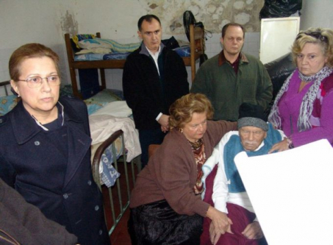 Ministra Alicia Pucheta de Correa en una visita carcelaria a Montanaro
