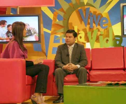 El Abog. Luis Giménez durante la entrevista en el programa Vive la Vida