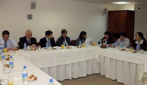 Momento del encuentro que se realizó con el objeto de aumentar la colaboración con los medios de prensa