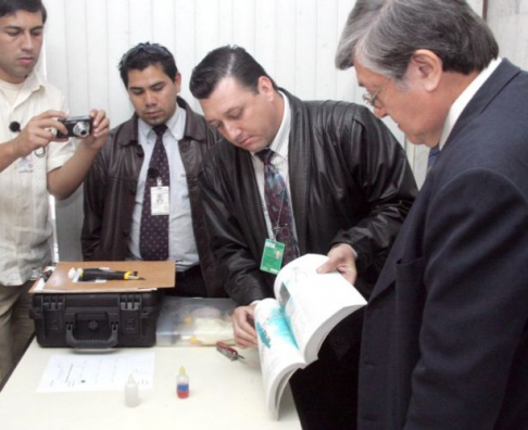 La apetura de droga se realizó ante la presencia del juez Pedro Darío Portillo.