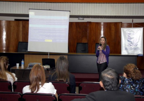 Yésica López disertó sobre las “Repercusiones jurídicas en las redes sociales”.