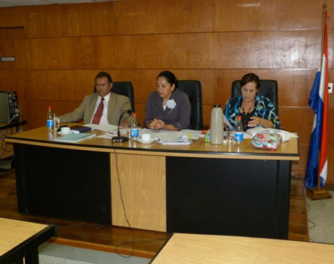 El Tribunal de Sentencia conformado por Ricardo Medina, Lourdes Sanabria y Lici Sáncez