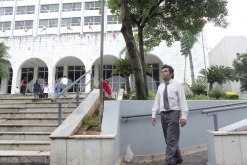 La rampa de acceso al Palacio de Justicia de Asunción