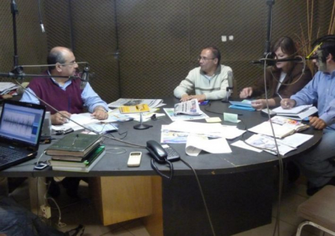 Durante la entrevista en Radio Encarnación