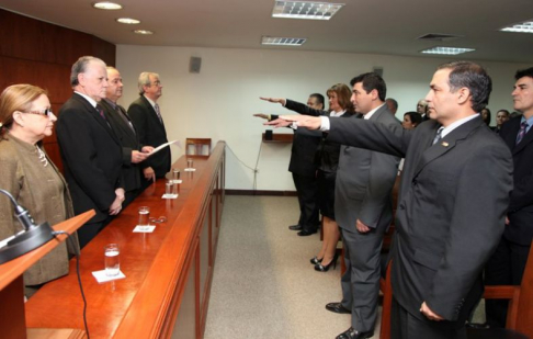 Los mismos fueron designados durante la última sesión plenaria.