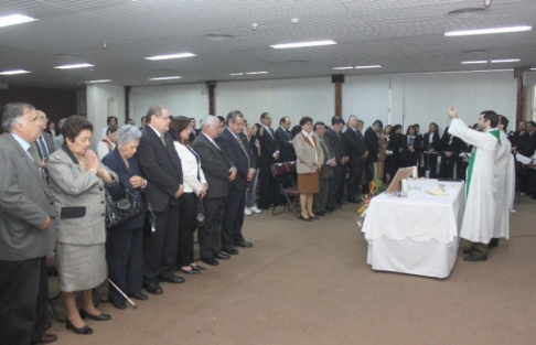 La misa que se llevó a cabo esta mañana fue organizada por la Dirección General de Recursos Humanos de la Corte Suprema de Justicia