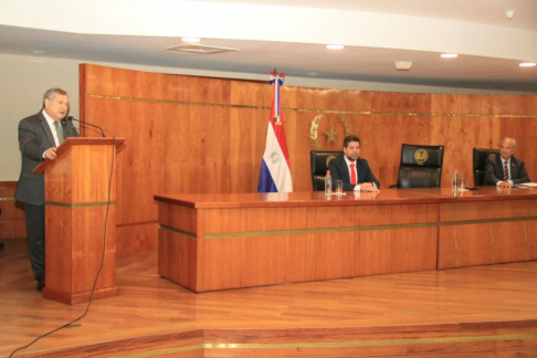 La jornada inició con las palabras de apertura del ministro de la Corte Suprema de Justicia, doctor Eugenio Jiménez Rolón.
