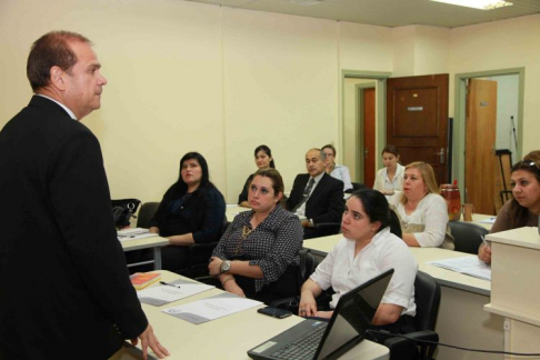 El curso estuvo a cargo del doctor José Waldir Servin