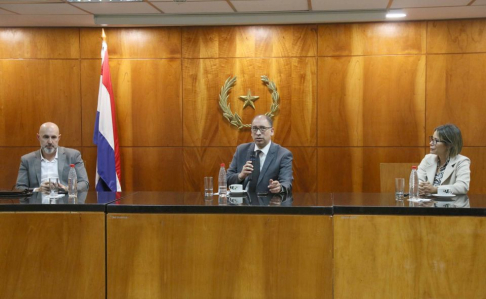 Conversatorio sobre el Expediente Judicial Electrónico desde la perspectiva del abogado.