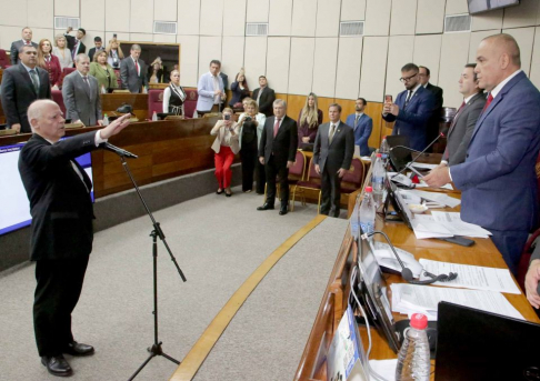 Acto de juramento del ministro Benítez Riera como representante de la Corte Suprema ante el Consejo de la Magistratura.