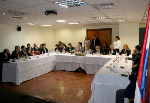 Autoridades reunidas en la Mesa de Trabajo Interinstitucional.