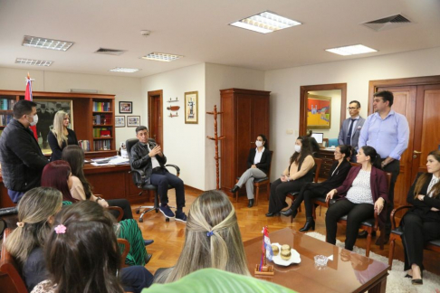 Jornada de trabajo con relatores para fortalecer estándares de control constitucional.