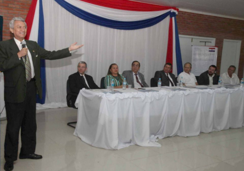 Foto archivo. Se hará presentación del Diccionario General Bilingüe para el Ámbito Jurídico en la ciudad de Hernandarias, Circunscripción Judicial de Alto Paraná.