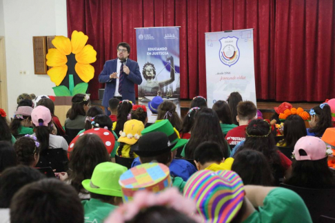 Charla educativa en Colegio Alberto Schweitzer.