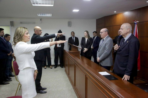 Autoridades judiciales tomaron juramento a agentes fiscales para Cordillera.