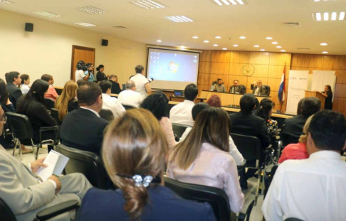 Realizaron conferencia sobre acceso a información en Guairá