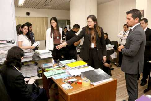 Prosiguen trabajos de relevamiento en los juzgados del fuero Civil y Comercial de Capital.