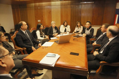 Ministro Martínez Simón encabezó reunión técnica para la implementación del RUN