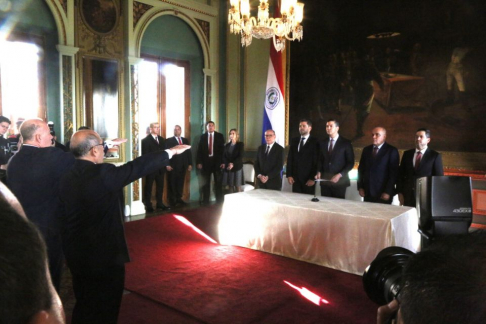 Presidente César Diesel participó del acto de juramento de embajadores para Taiwán y Turquía.