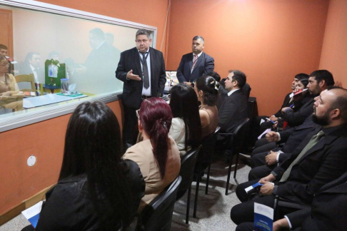 Estudiantes visitaron varias dependencias del Poder Judicial.