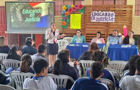 Educando en Justicia abordó derechos, acoso escolar y prevención penal en Paraguarí.