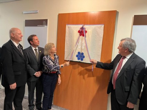 Inauguración de la Biblioteca Jurídica en la sede judicial de Capiatá