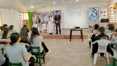 Gran receptividad del programa Educando en Justicia en San Pedro.