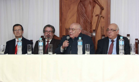 El ministro de la máxima instancia judicial, doctor Sindulfo Blanco participó de la jornada de socialización del PEI