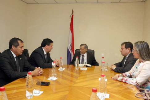 El ministro de la CSJ, doctor Manuel De Jesús Ramírez Candia escuchó inquietudes del gremio de Magistrados Judiciales del Paraguay.