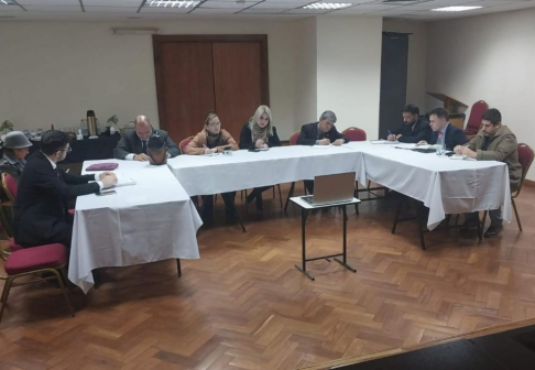 Establecen mesa de trabajo interinstitucional para garantizar la protección del medio ambiente y la salud.