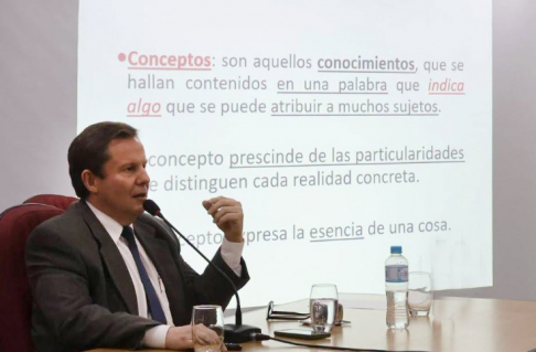 El presidente de la Corte Suprema de Justicia, doctor Alberto Martínez Simón, disertó sobre “Argumentación Jurídica”.