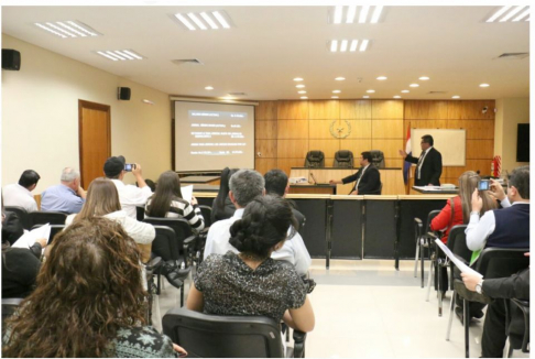 Los participantes tuvieron activa intervención realizando las consultas pertinentes.