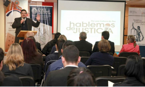 El programa “Hablemos de Justicia” se lleva adelante bajo la coordinación de la Dirección de Cooperación y Asistencia Judicial Internacional de la Corte Suprema de Justicia.